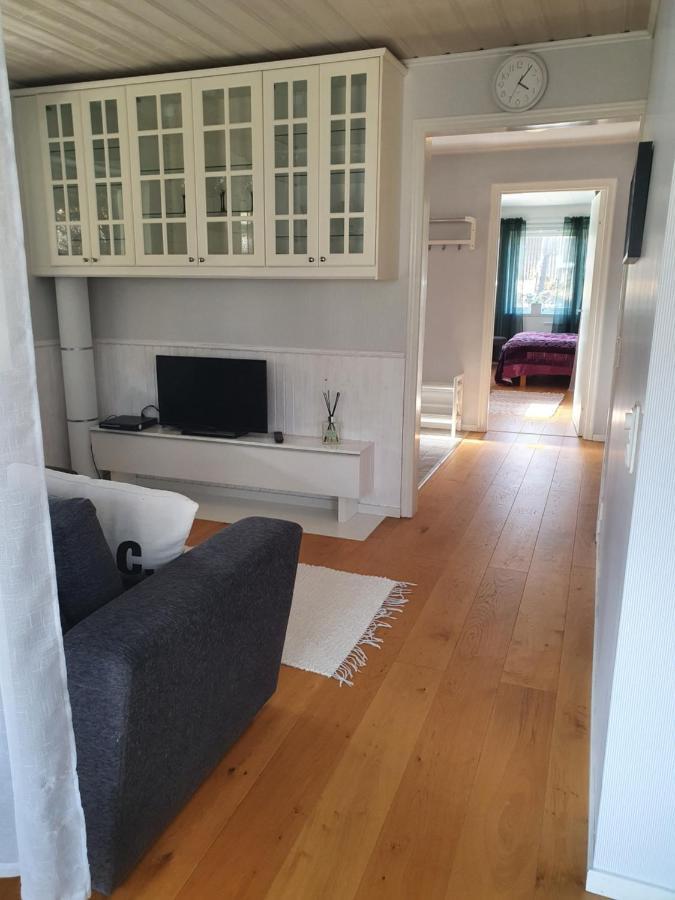 Skaergardsidyll Pa Bjoerkoe Med Gangavstand Havet Apartment