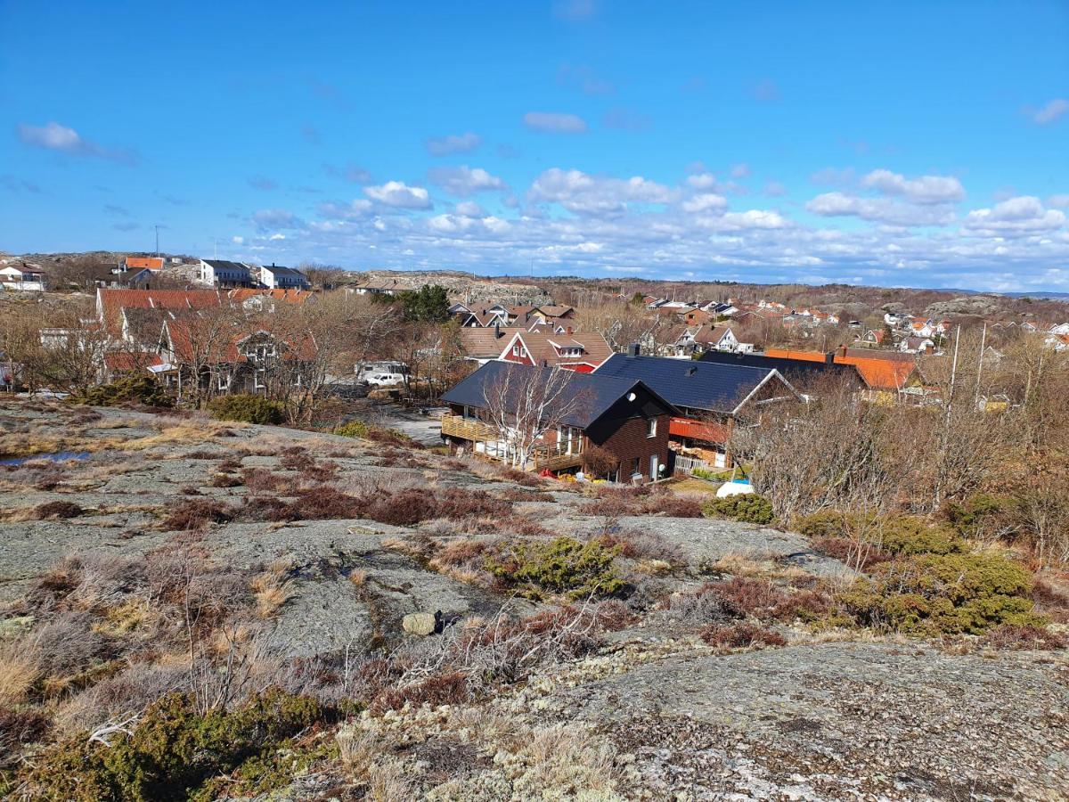 Apartment Skaergardsidyll Pa Bjoerkoe Med Gangavstand Havet Skarvik