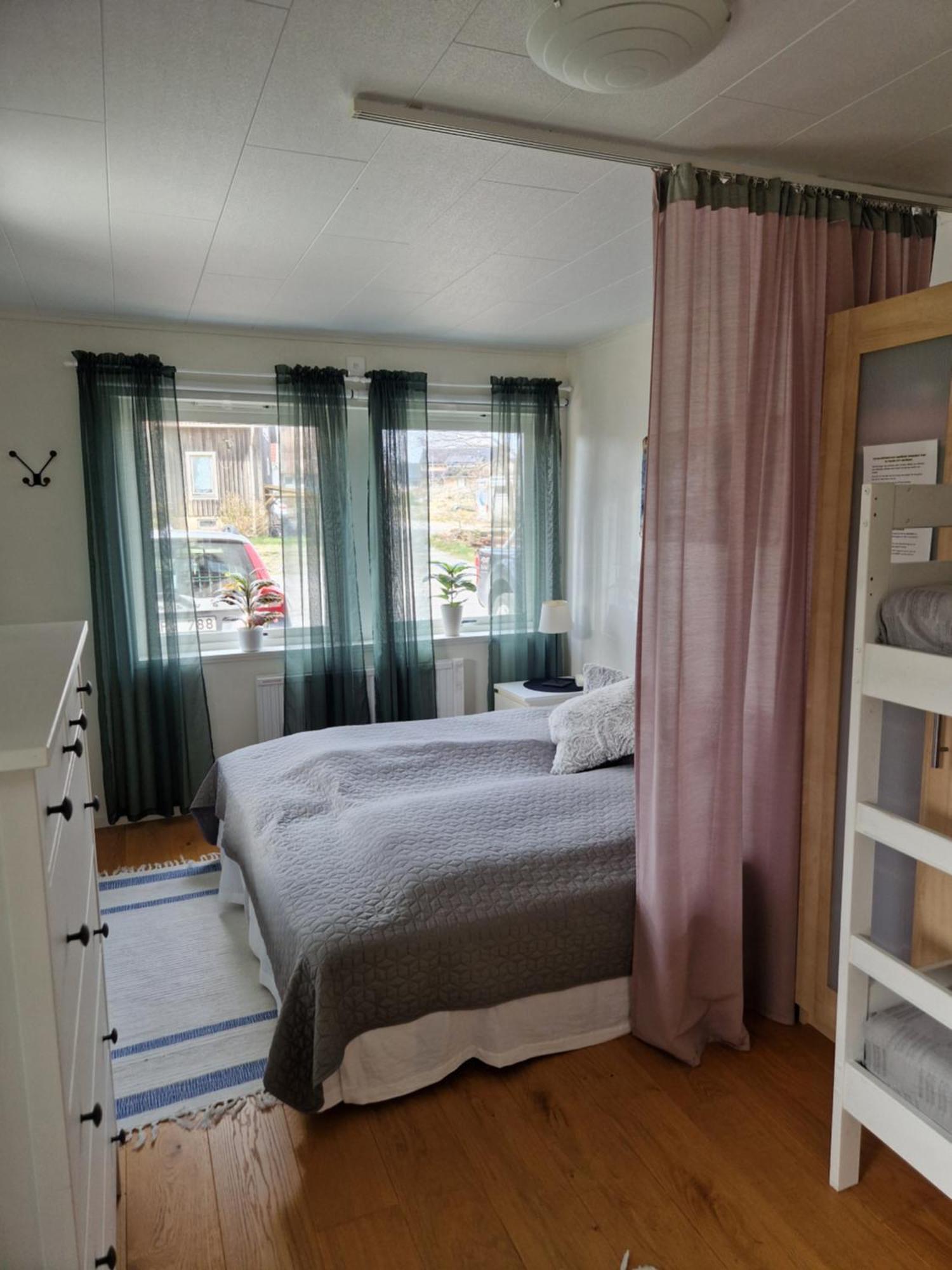 Skaergardsidyll Pa Bjoerkoe Med Gangavstand Havet * Skarvik