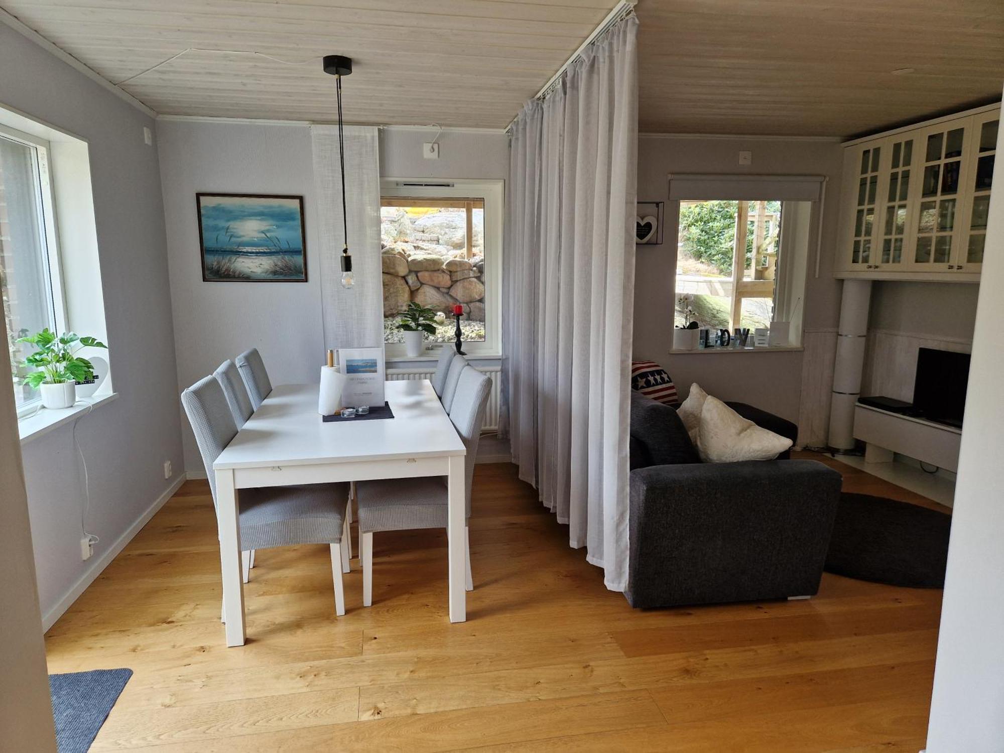Skaergardsidyll Pa Bjoerkoe Med Gangavstand Havet Apartment Skarvik